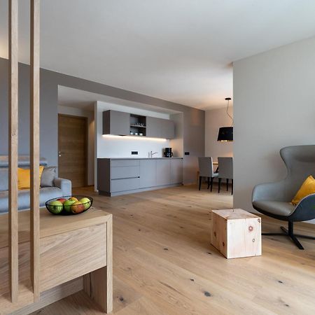 Feldhof Vilpian- Urlaub Auf Dem Bauernhof Apartment ภายนอก รูปภาพ