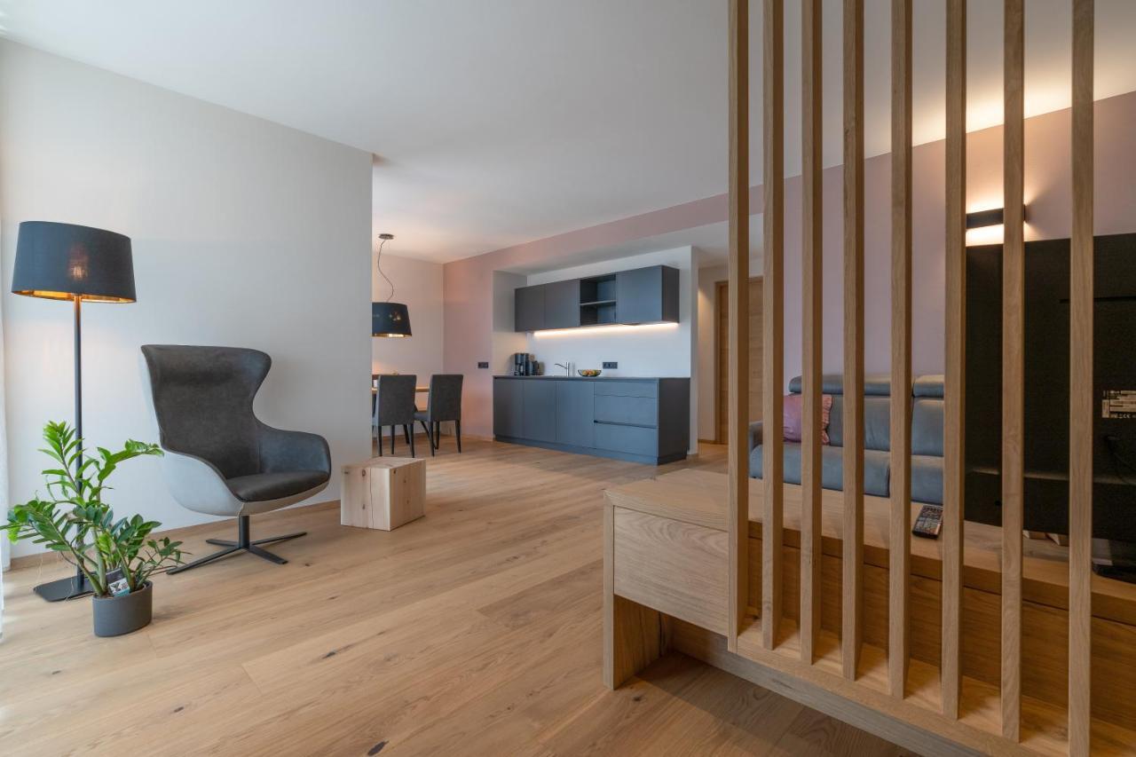 Feldhof Vilpian- Urlaub Auf Dem Bauernhof Apartment ภายนอก รูปภาพ