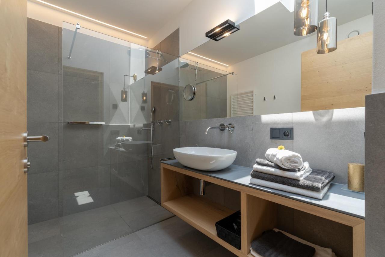 Feldhof Vilpian- Urlaub Auf Dem Bauernhof Apartment ภายนอก รูปภาพ