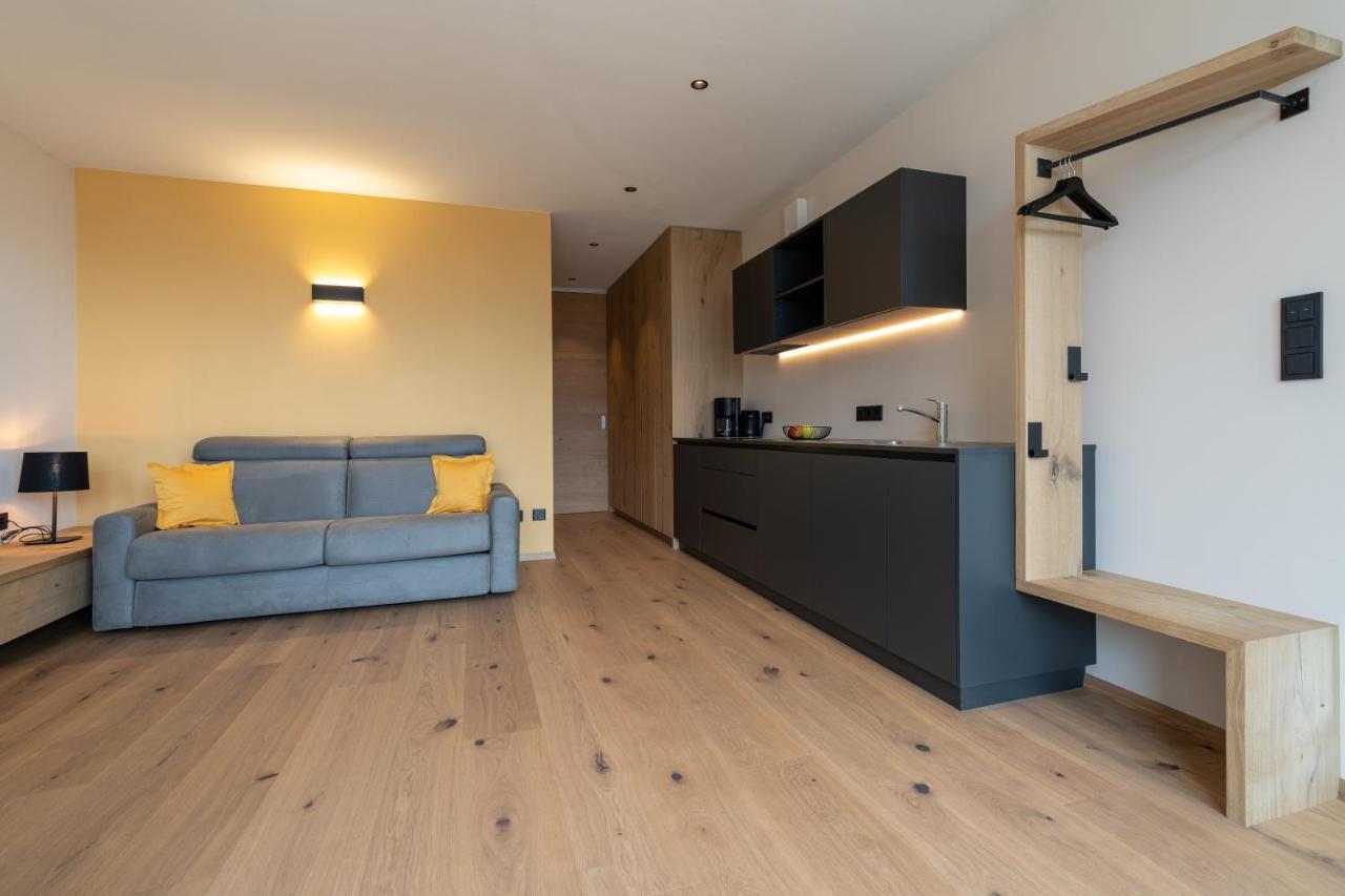 Feldhof Vilpian- Urlaub Auf Dem Bauernhof Apartment ภายนอก รูปภาพ